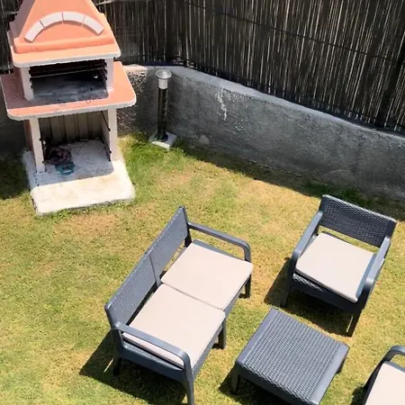 Villa Micro 1 *